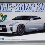 Aoshima Nissan GT-R The Snap Kit